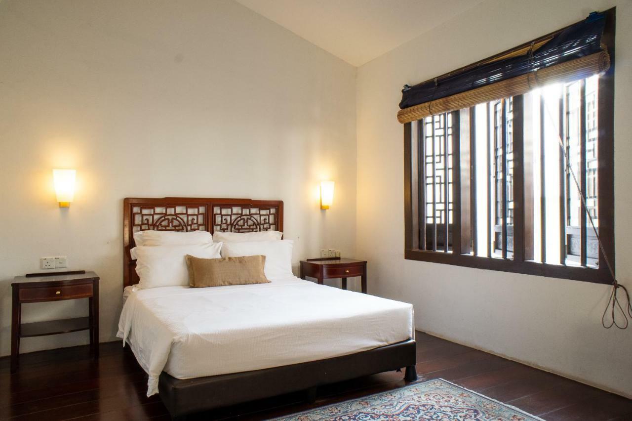 Double Room Private Bathroom